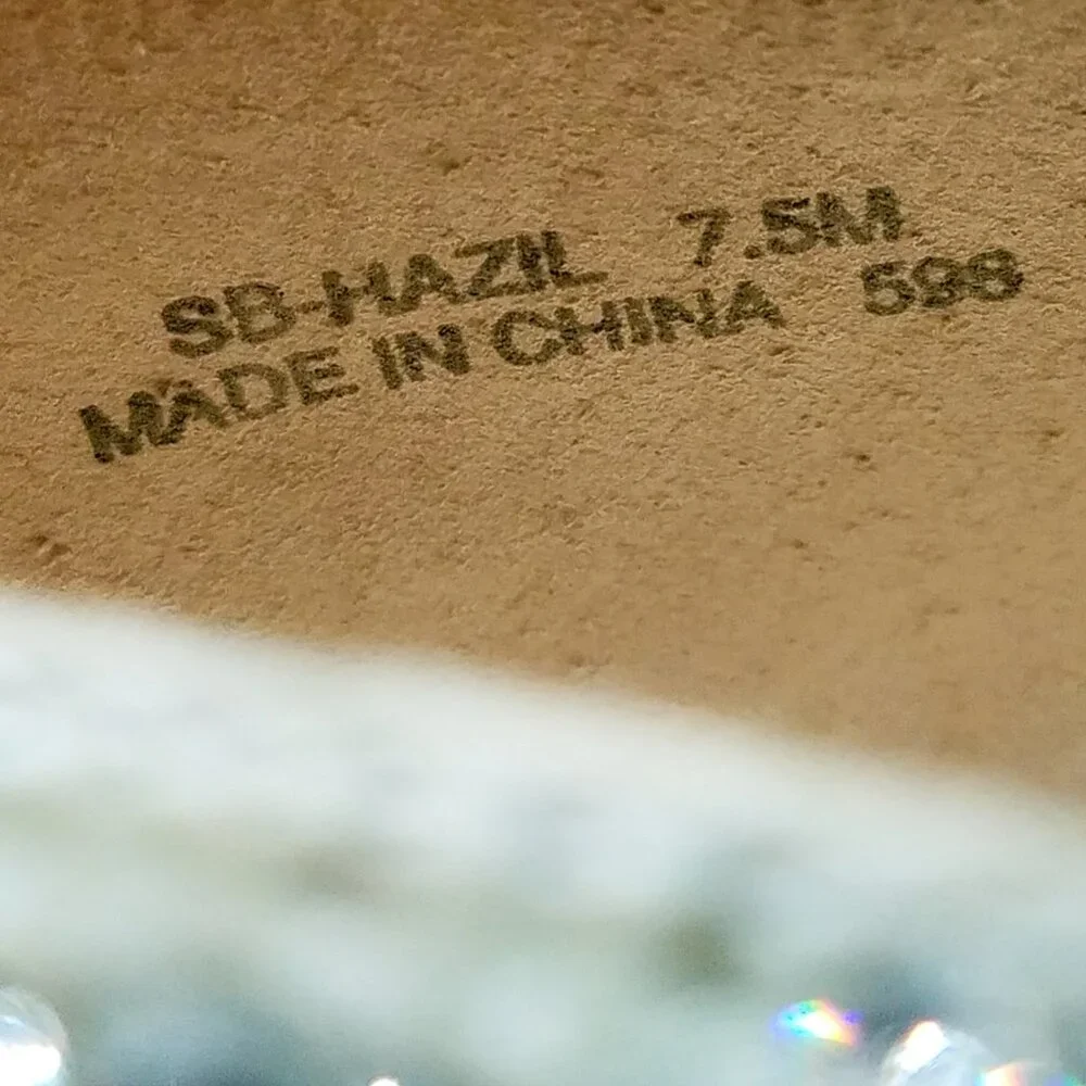 Betsey Johnson Shary Silver Rhinestone Pumps Size 7.5M - Great Pre-Owned - Picture 12 of 16